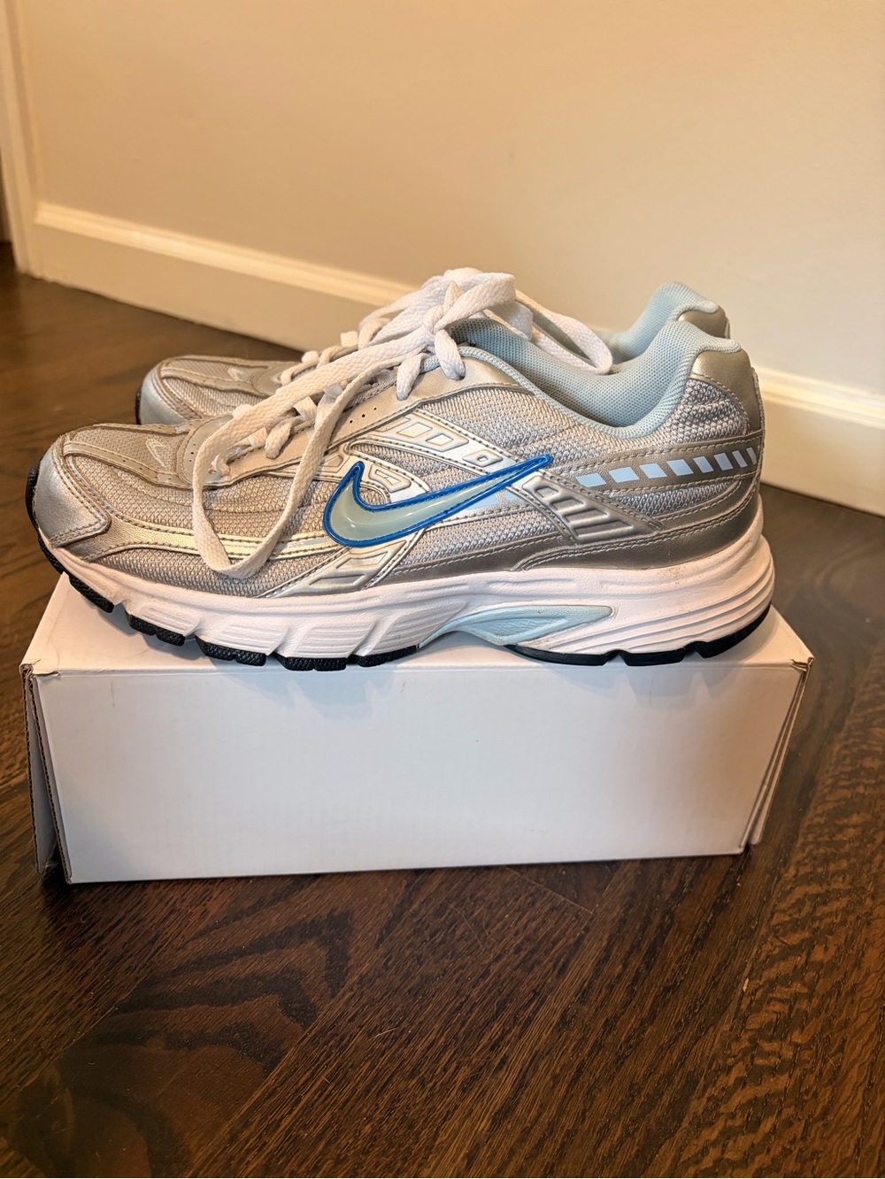 Nike Initiator Silver and Light Blue Athletic Sneakers